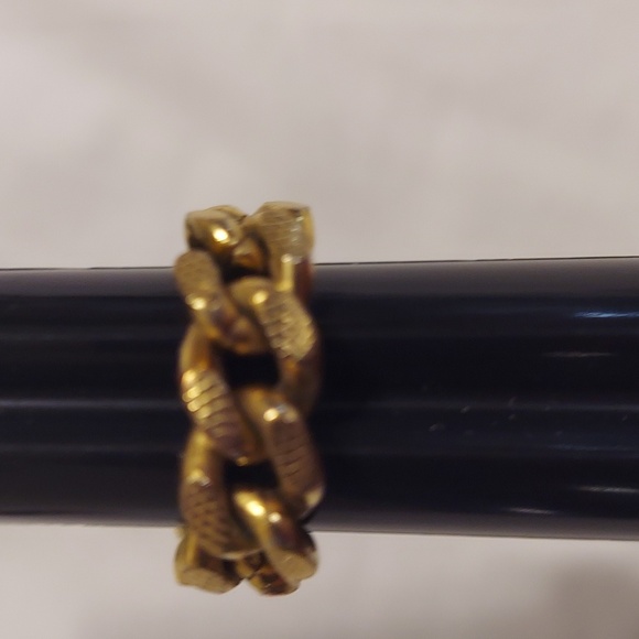 Authentic Gucci "GG" Interlocking Chain Ring Sz M/8 Unisex Goldtone All Inclusiv - Picture 4 of 5